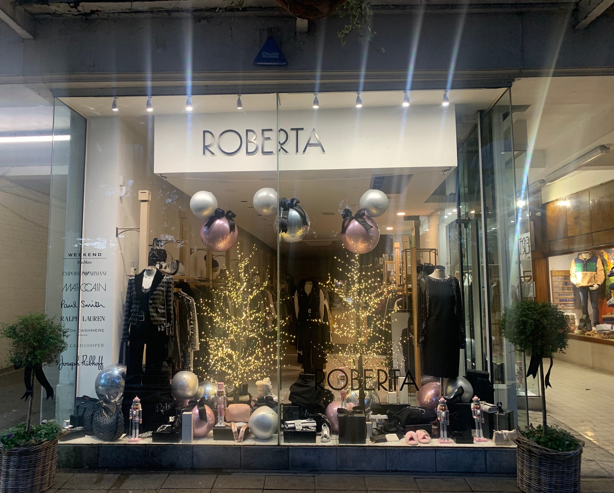 Our Stores Thirty Three Boutique Roberta Boutique Bournemouth